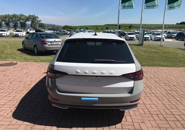 Skoda Superb cena 173050 przebieg: 5, rok produkcji 2023 z Bogatynia małe 37